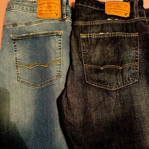 American Eagle Jeans lot of two men’s 36x34 like new maybe worn once
